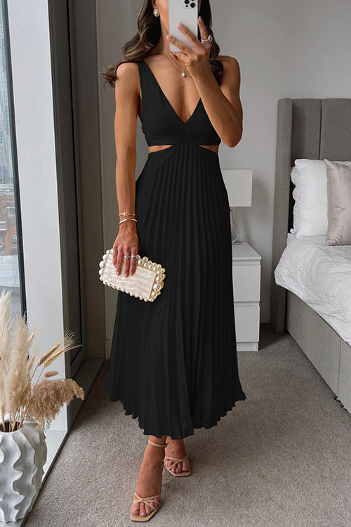 Pleated Maxi Dress with V-Neck for Women