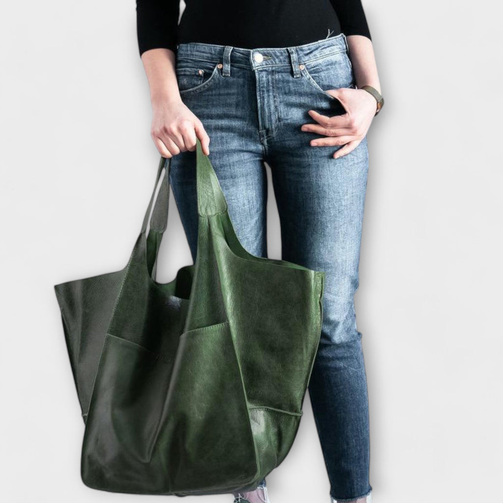 Urania | Oversized Leather Weekender Bag for Women